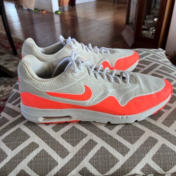 Women Nike Airmax 90 Cream size 7.5 - Picture 1 of 5